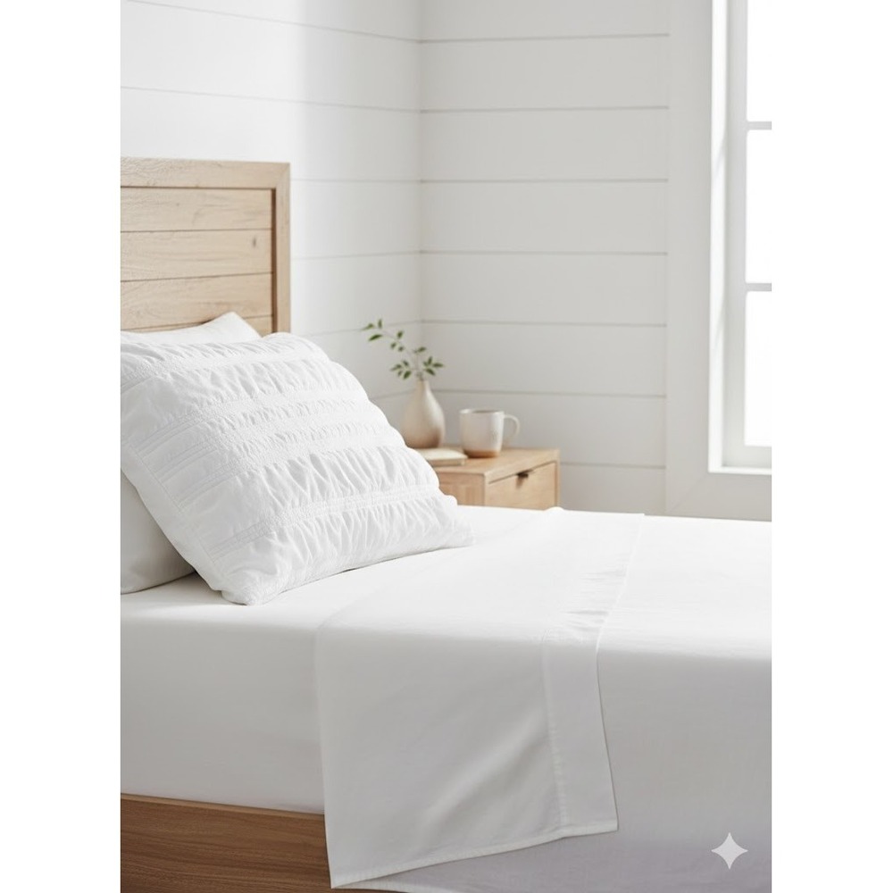 Pottery Barn Teen Cocoon Voile Quilted Sham White Standard 20x26 Textured Puffy‎